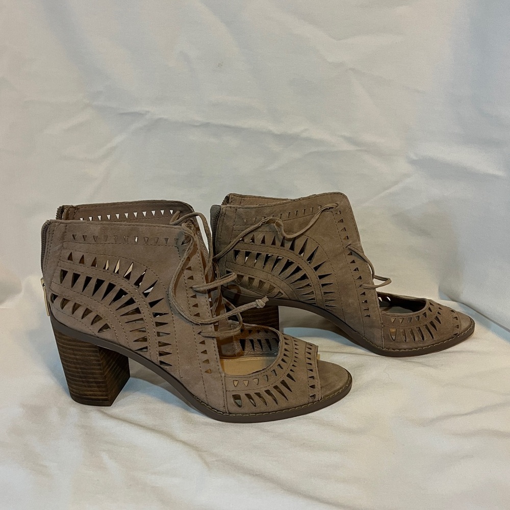 Vince camuto Booties